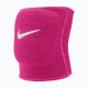 detail chrániče kolen dětské Nike Essential Volleyball Knee Youth