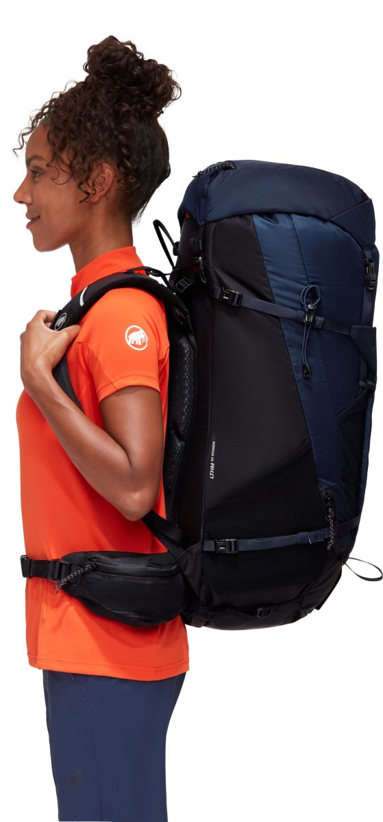 detail turistický batoh Mammut Lithium 50 Women