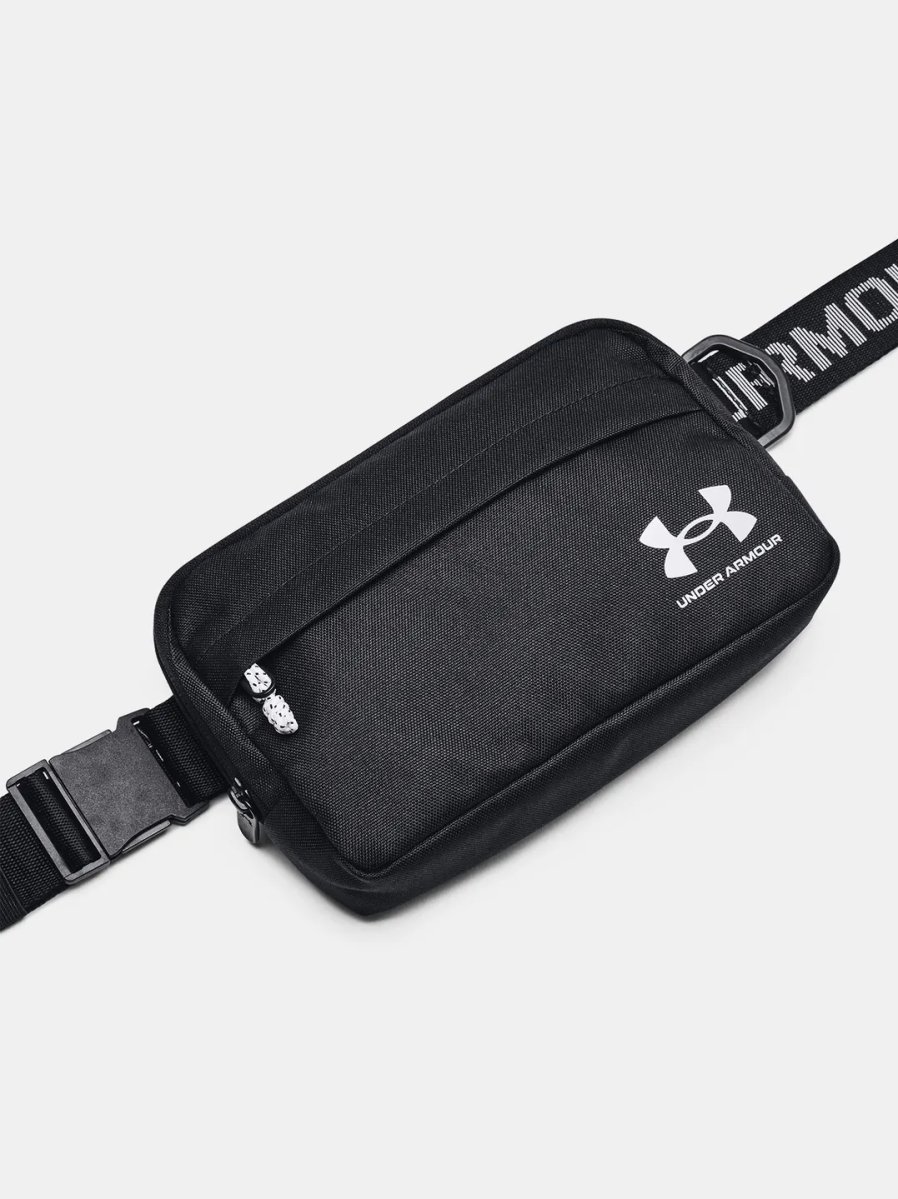 detail taška Under Armour Xbody
