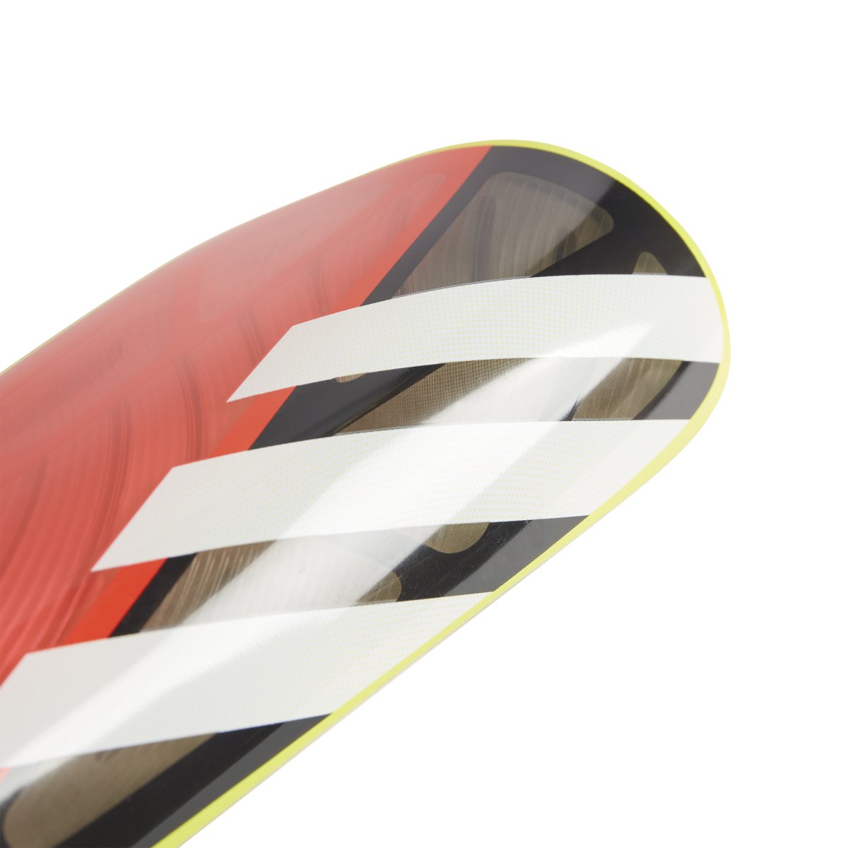 detail fotbalové chrániče Adidas Tiro SG LGE