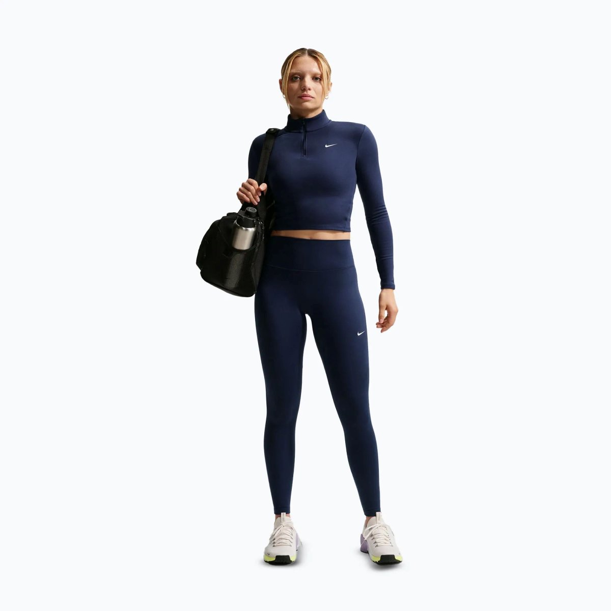 detail dámské legíny Nike One Fitted HR Dri-Fit