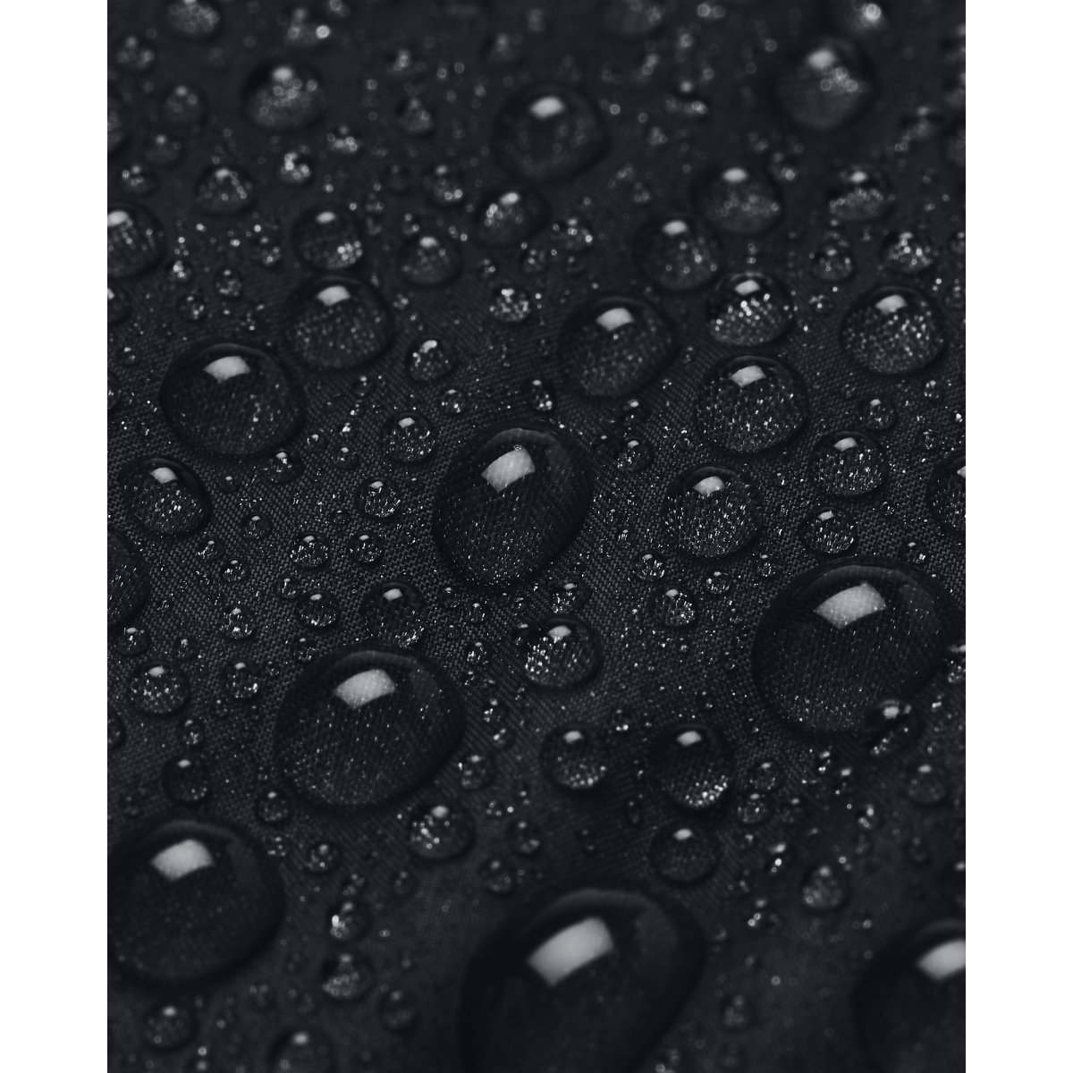 detail pánská bunda Under Armour Legend Down Parka