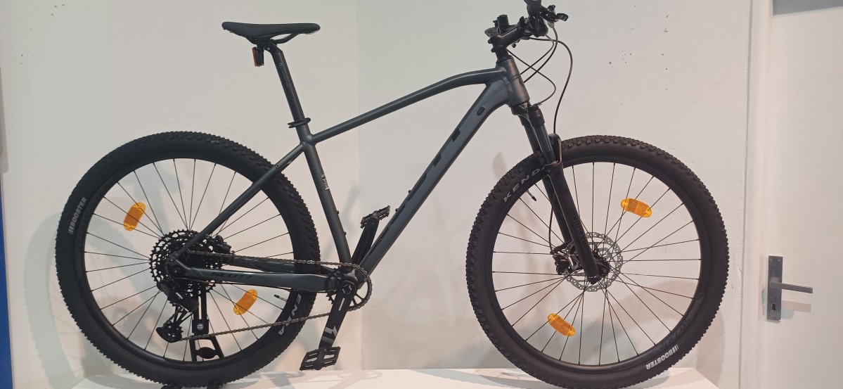 detail horské kolo Scott Aspect 910