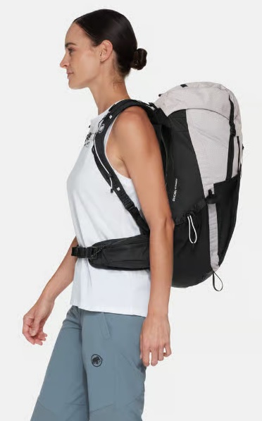 detail turistický batoh Mammut Ducan 32 Woman