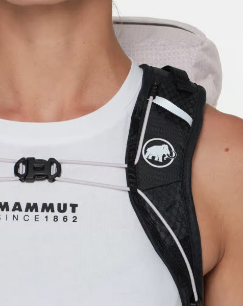 detail turistický batoh Mammut Ducan 32 Woman