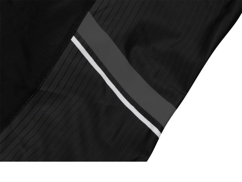 detail kraťasy na kolo Etape Racing 2.0