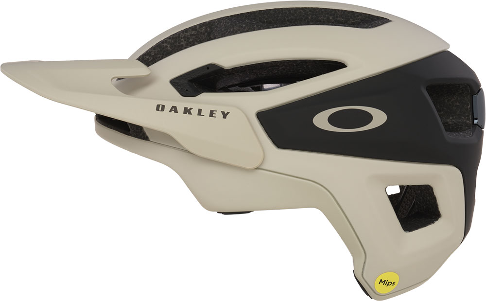 detail helma na kolo Oakley DRT3 Trail MTB Mips