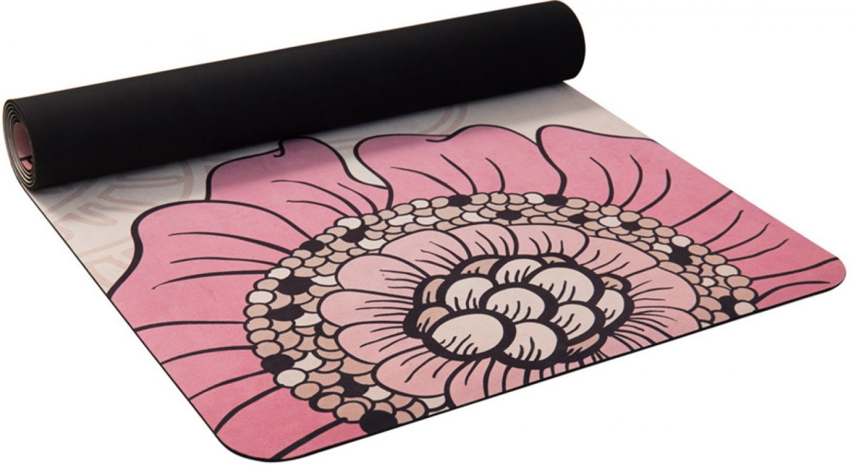 detail podložka Yoga mat přírodní guma