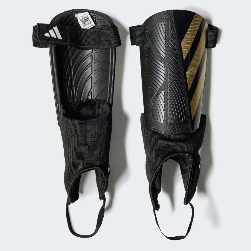 detail fotbalové chrániče Adidas Tiro SG TRN
